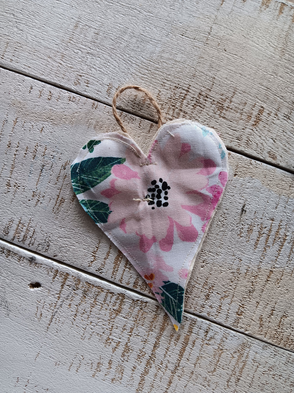 Primitive Heart Ornament
