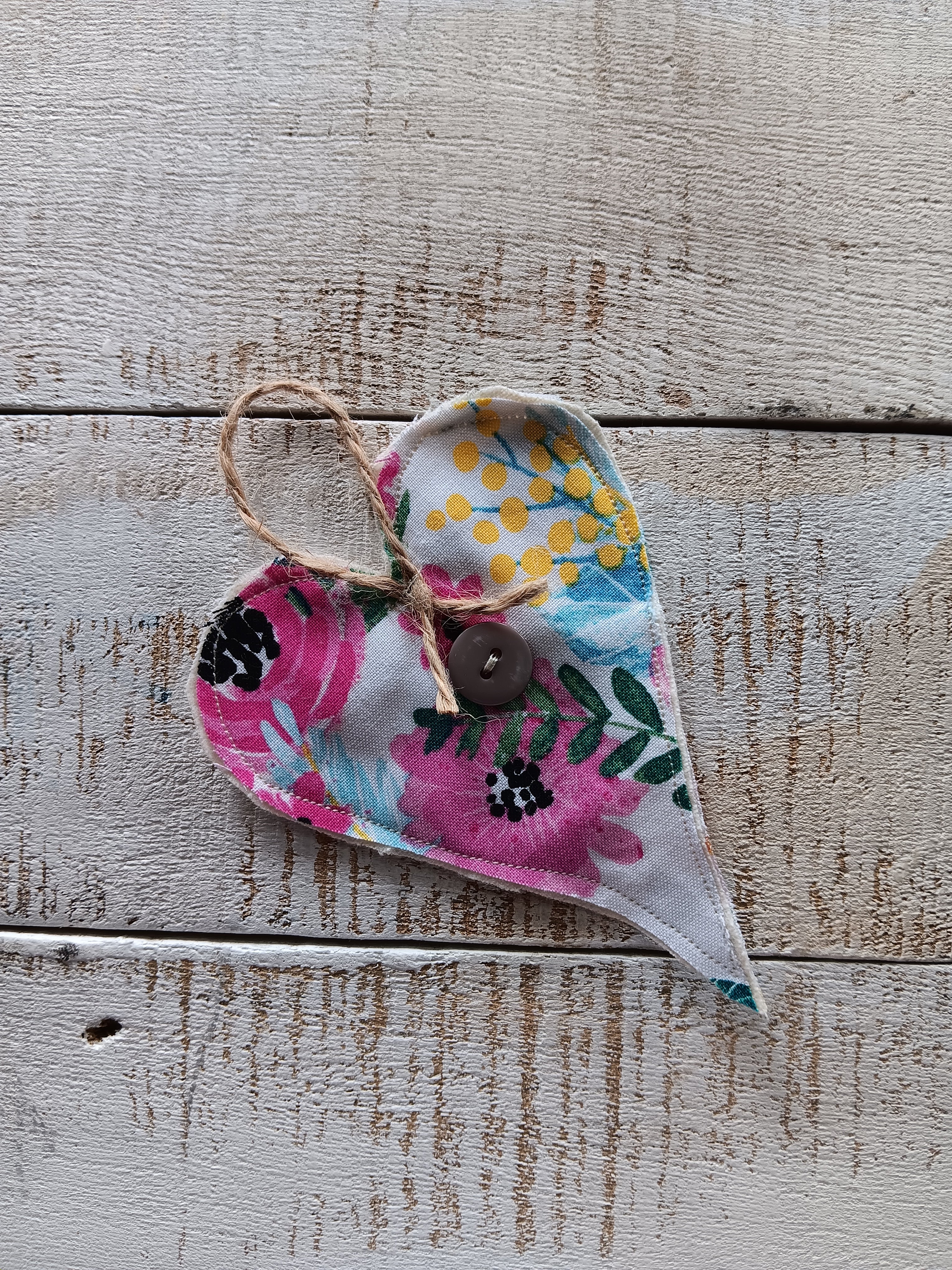 Primitive Heart Ornament